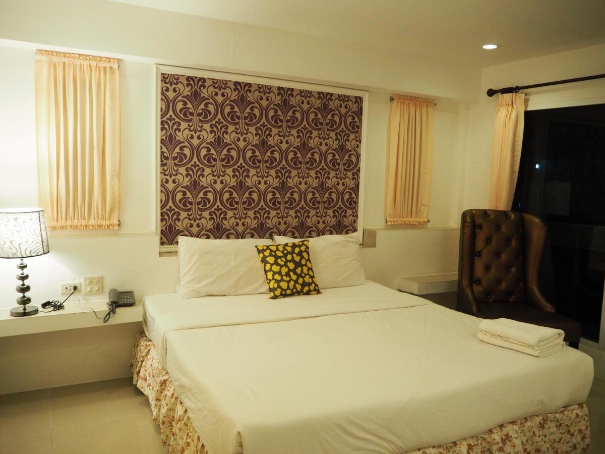 The Hotel Nakhonsawan Nakhon Sawan Εξωτερικό φωτογραφία